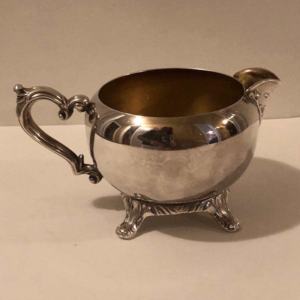 WM Rogers Silver Plate Creamer with Gold Wash Interior